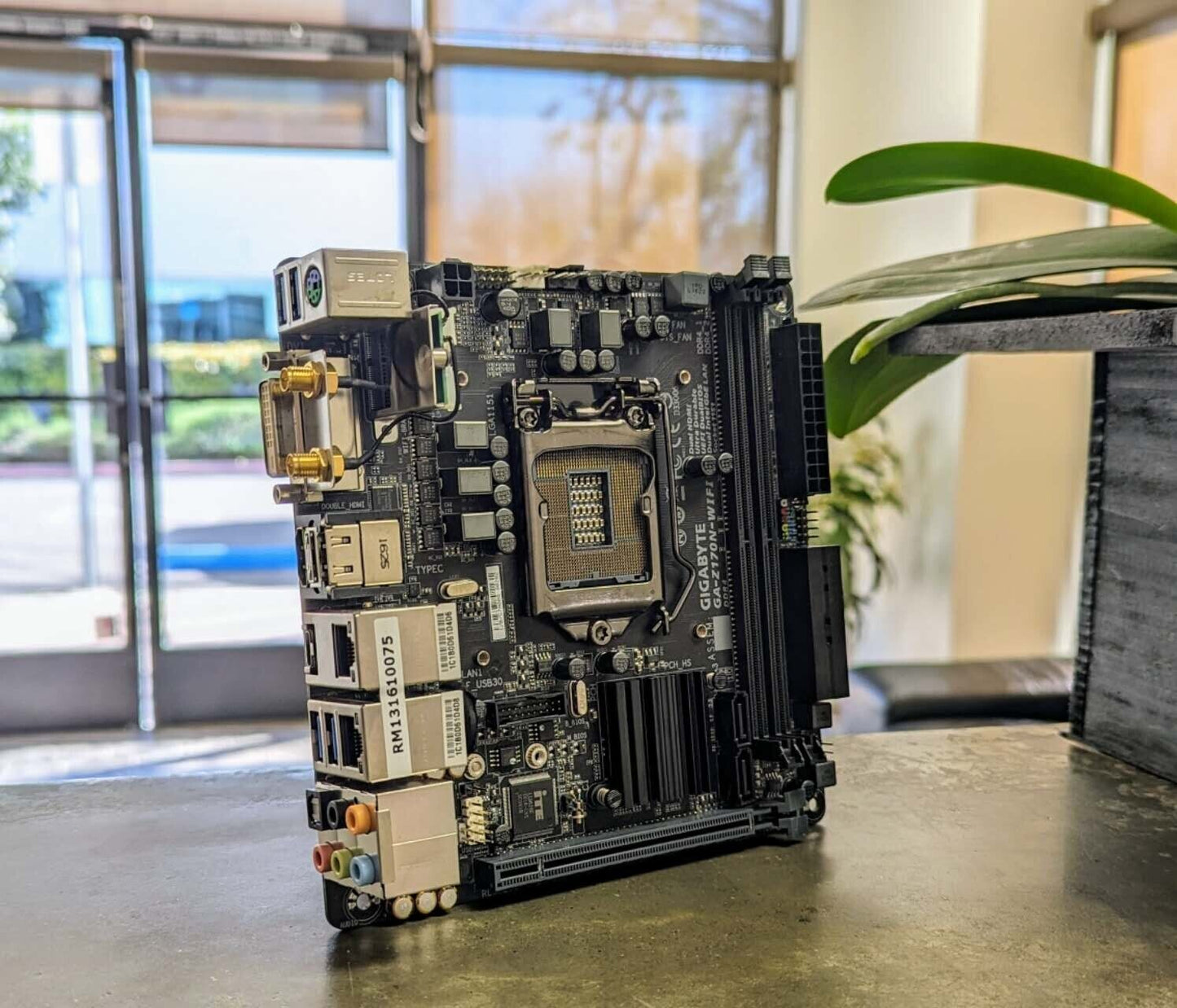 Gigabyte GA-Z170N-WIFI Intel Socket LGA 1151 mini ITX Desktop Motherboard