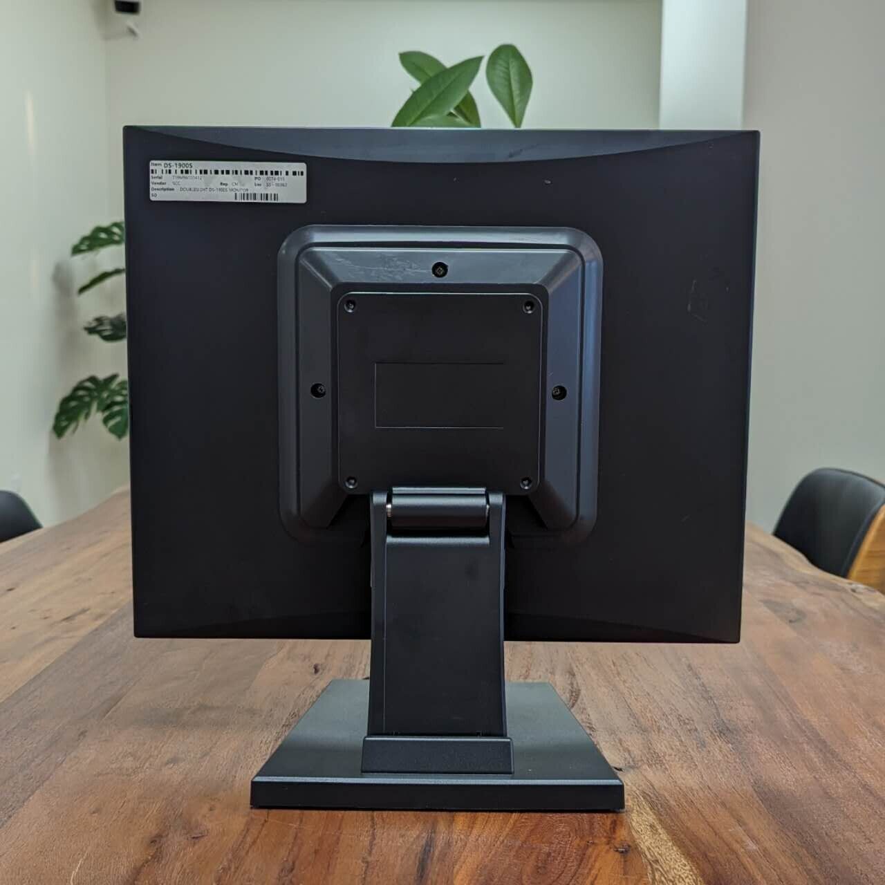 Lot 7 19" inch DoubleSight DS-1900S LCD Monitor DVI/VGA W/power adapter