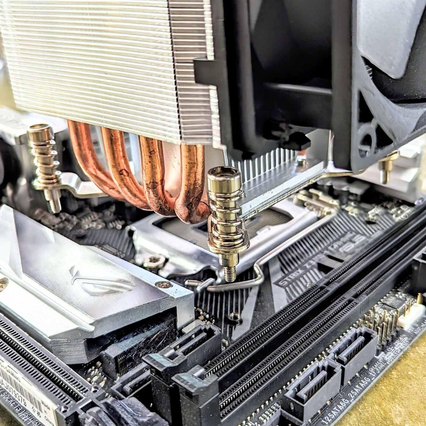 High Performance Cooler Master Gaming CPU Cooler + Fan for LGA 1151 LGA 1200