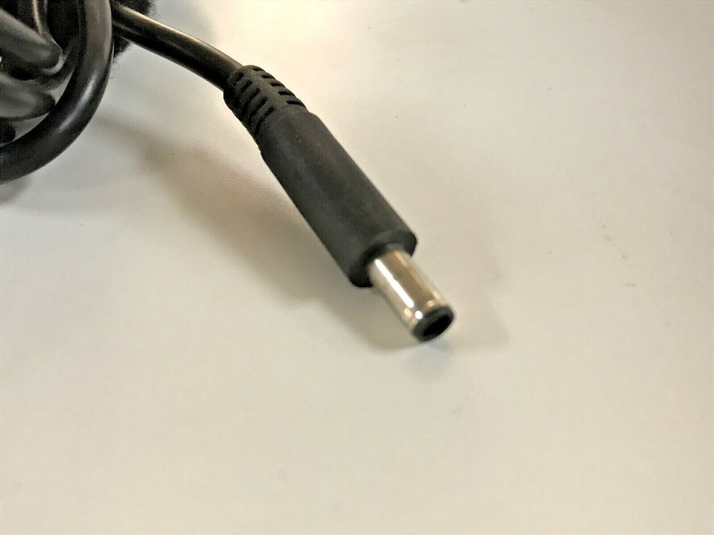 Dell Laptop Adapter Charger KXTTW, 45W Power Charger 19.5V 2.31A 4.5*3.0mm OEM
