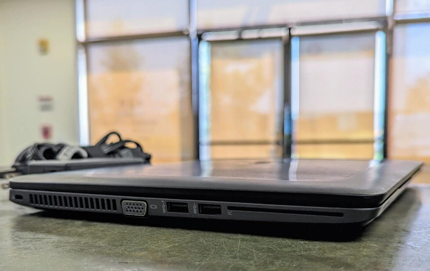 HP ZBook 14 G2 i5-5200U 2.2GHz 8GB RAM 256GB SSD + 500GB HDD 14" WINDOWS 10 PRO