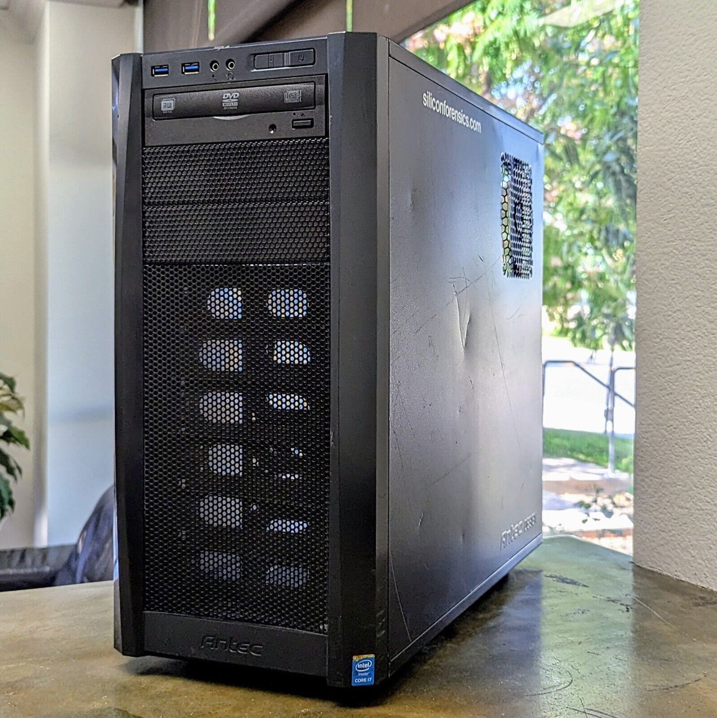 ANTEC 302 Three Hundred two Mid Tower ATX PC Case Chassis FREE SHIPPING