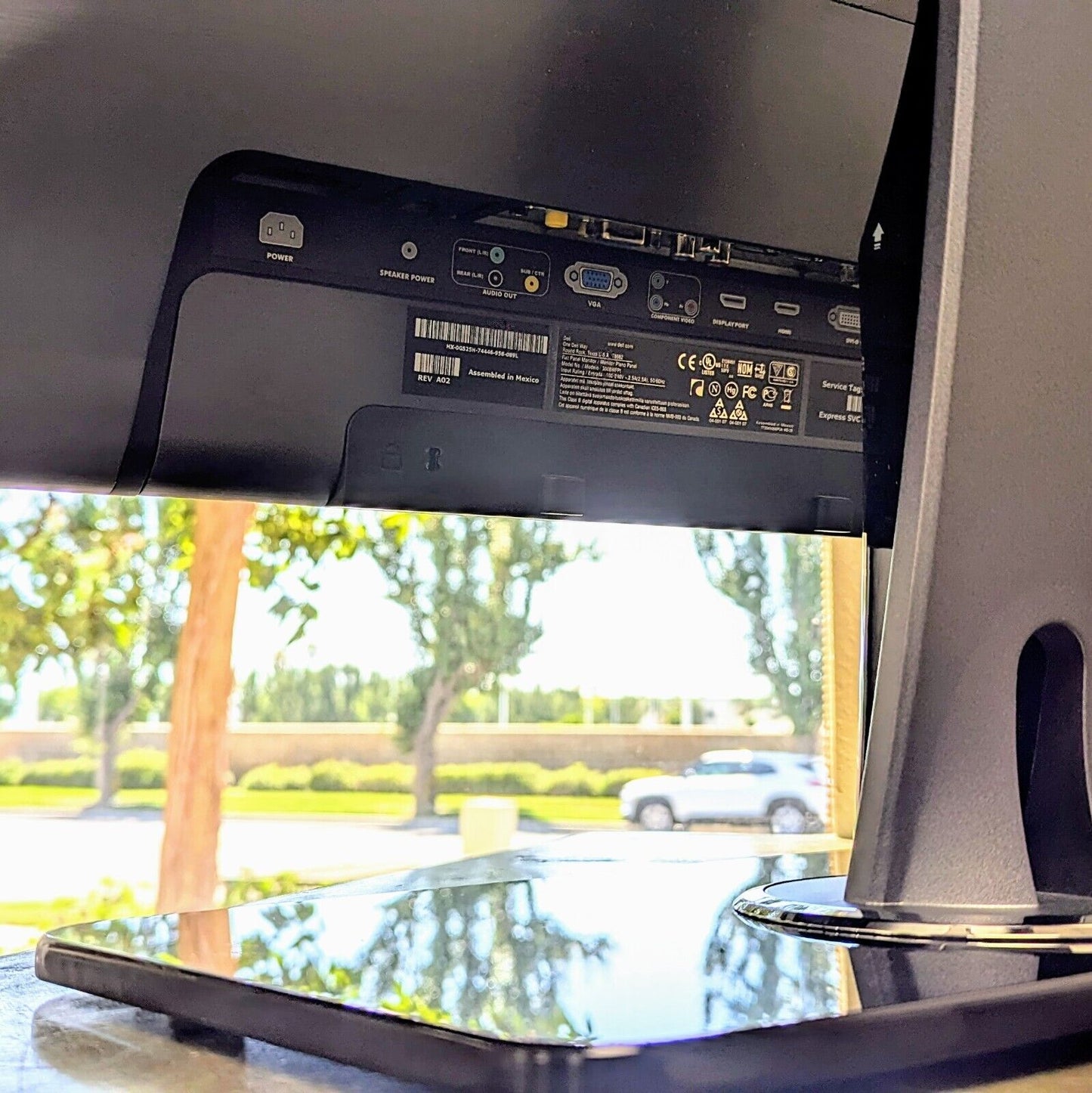 Dell UltraSharp 3008WFPt 30" 2560x1600 HDMI DVI VGA Monitor with Stand Grade A