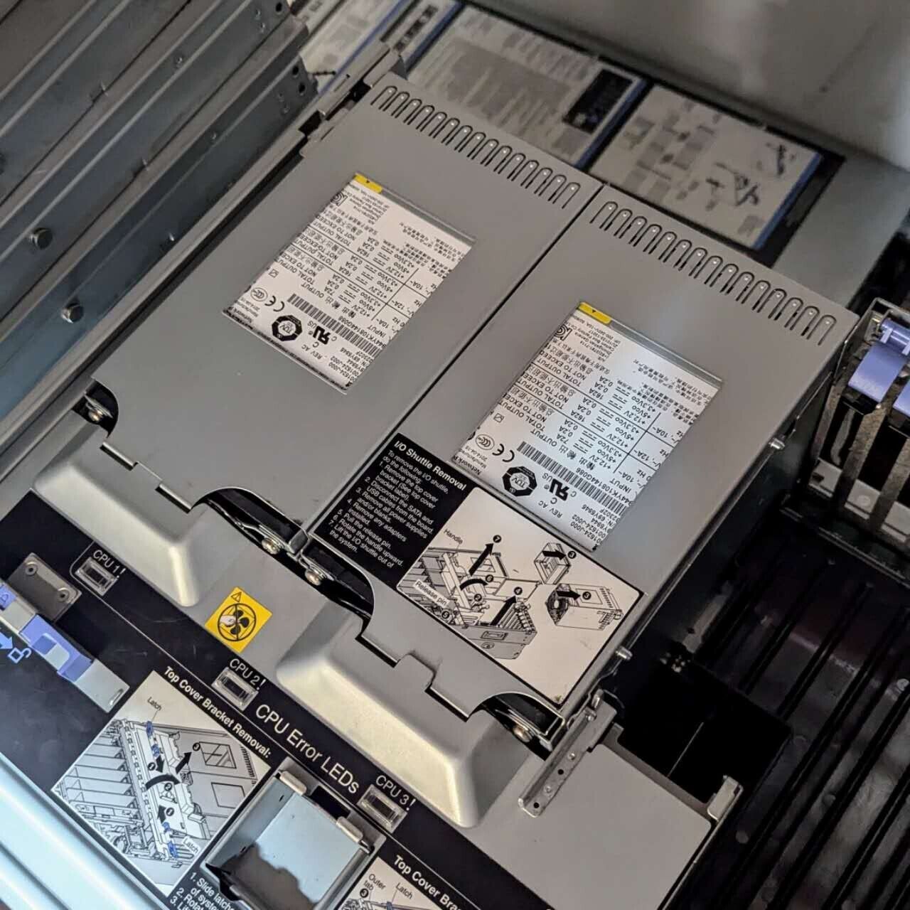 IBM System X3850 X5 4U Barebone Server 4x CPU Sockets LGA 1567 2x 1975watt PSUs