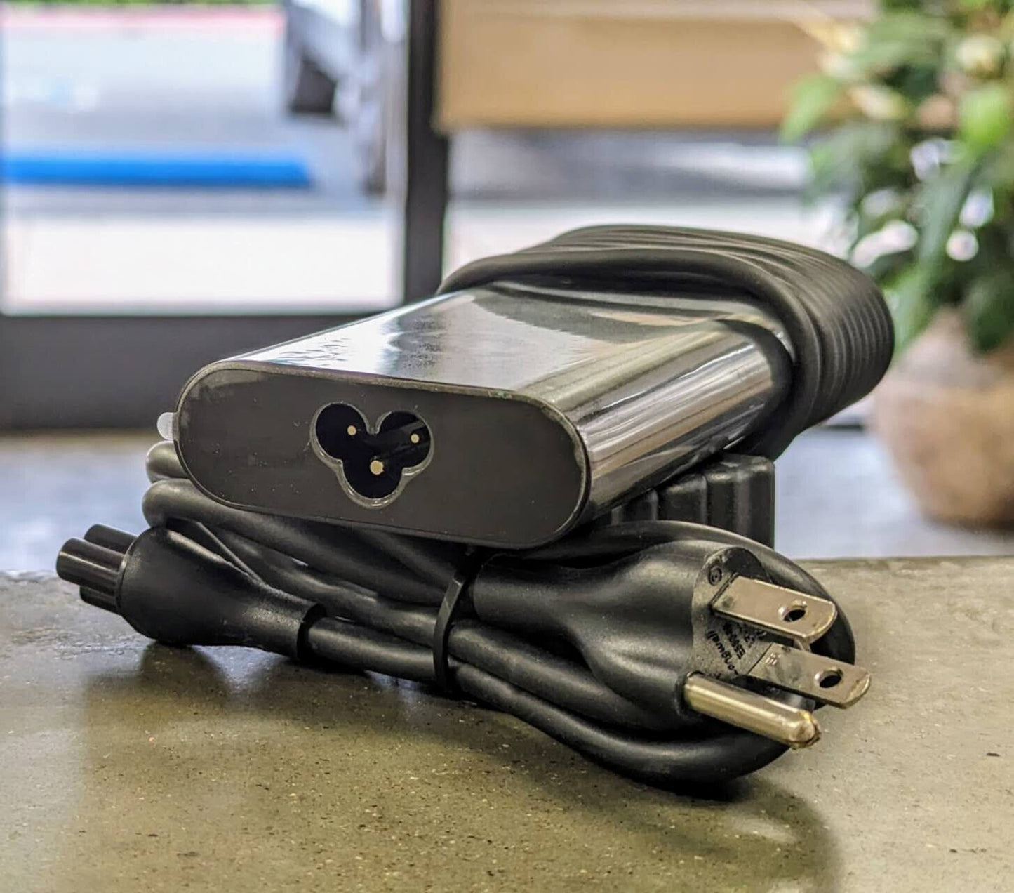 New Dell 130W AC Adapter Charger 4.5mm DA130PM130 19.5V 6.67A RN7NW V363H 9TXK7