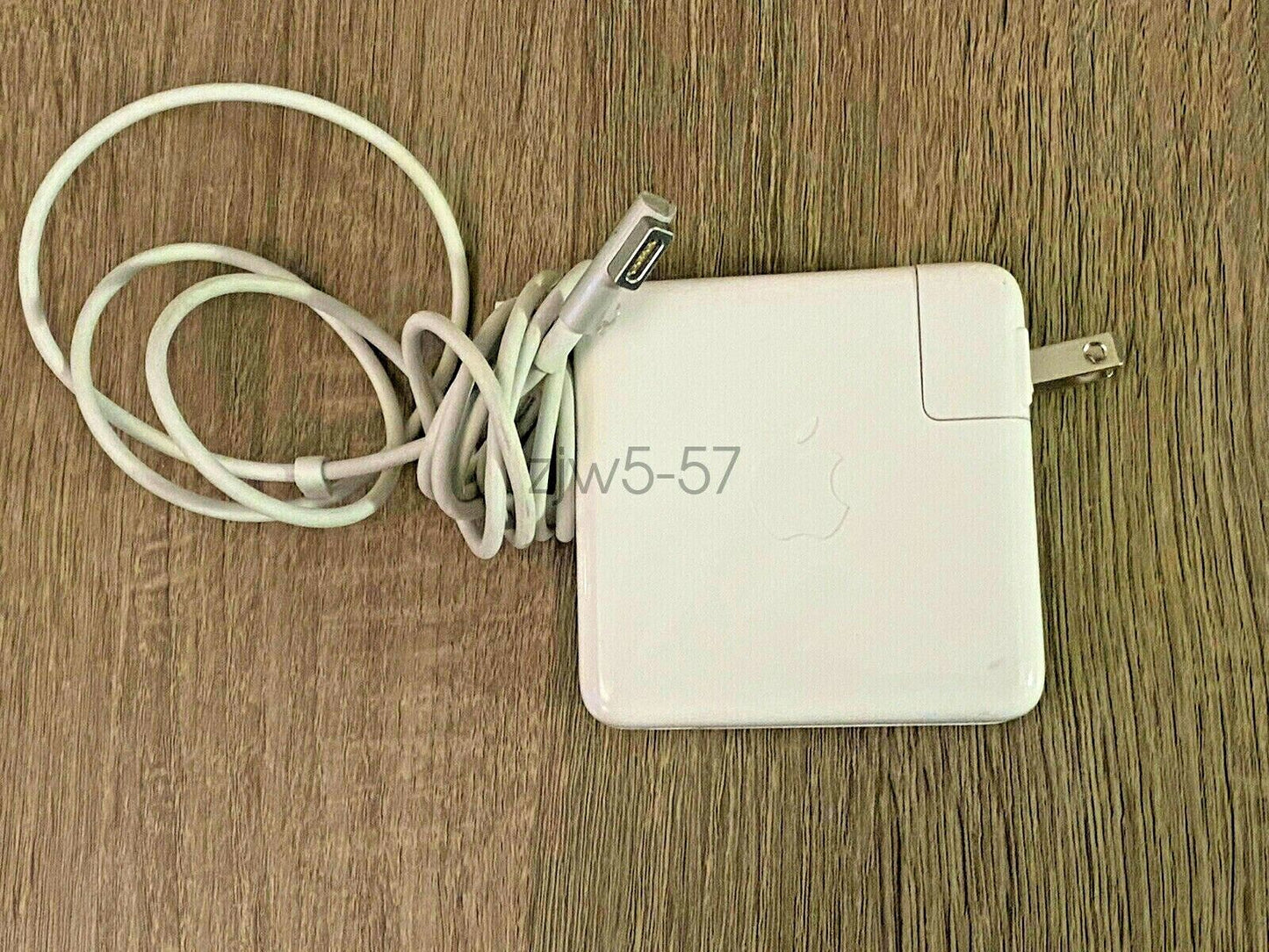 MacBook Pro 85W L-Tip MagSafe Power Adapter Charger Apple A1343 85 Watt