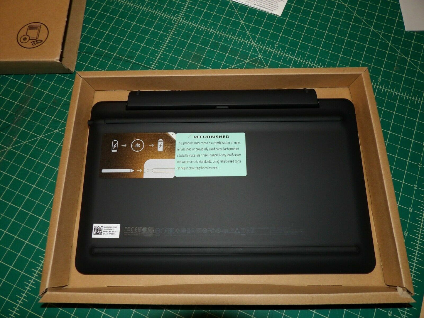 REAL-DEAL Spanish Dell Latitude 11 5175 5179 Tablet Back Lit Keyboard Dock K12M