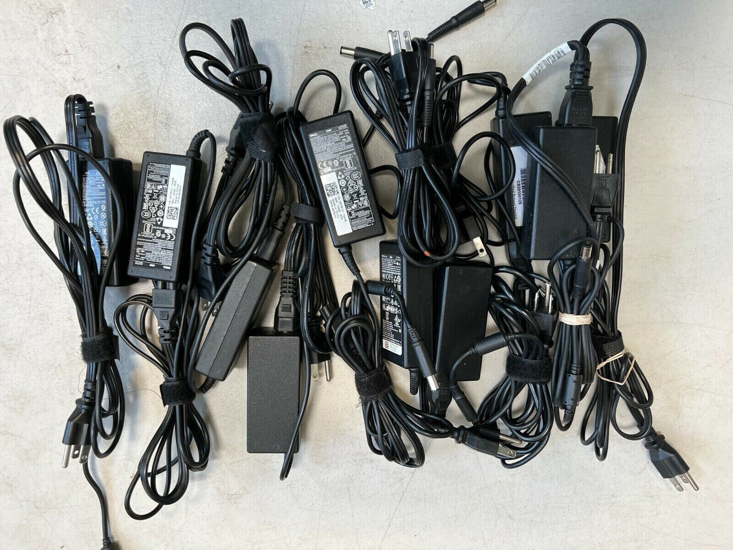 LOT 20 Dell Laptop AC Charger Adapter 65W Latest Style Genuine 19.5V 7.4MM