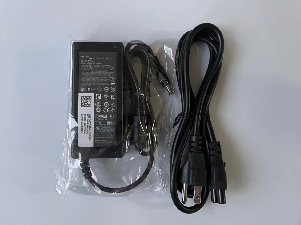OEM Dell 65W AC Adapter PA-12 DELL Inspiron 15-5558 0MGJN9 074VT4 0G6J41 0GG2WG