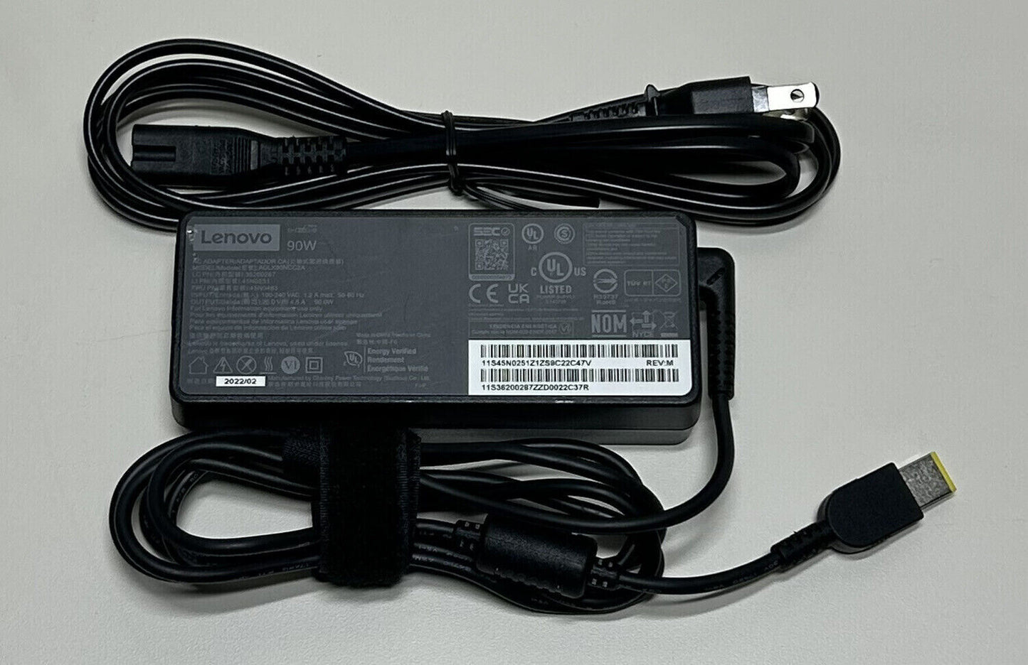 Genuine OEM Lenovo Thinkpad 90W 20V 4.5A Power Supply AC Adapter Square Slim Tip