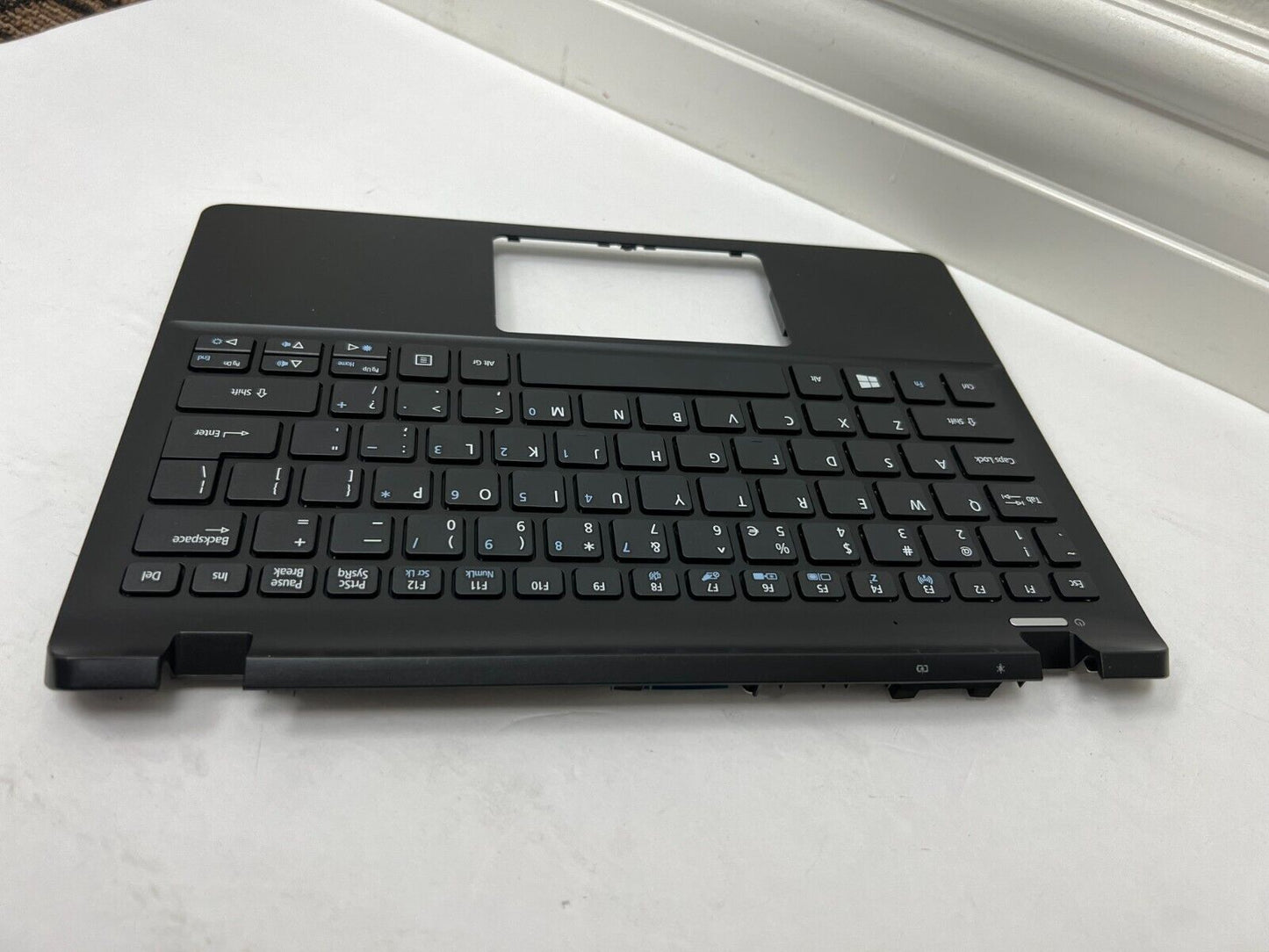 Acer Aspire E3-111 V3-111P Travelmate B115 cover upper with black US keyboard