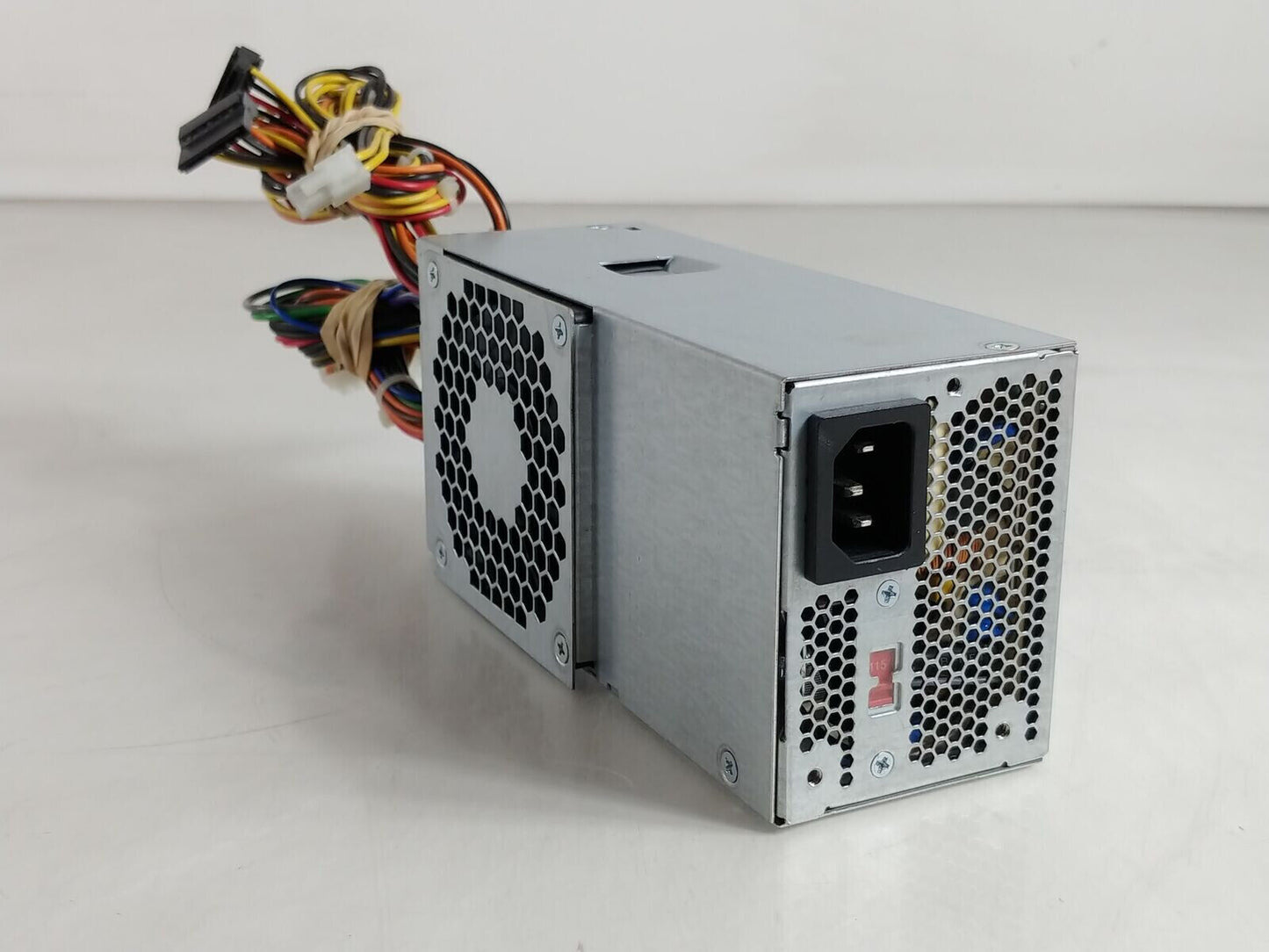 Lenovo 89Y8586 24 Pin 180 W TFX Desktop Power Supply For ThinkCentre Edge 72