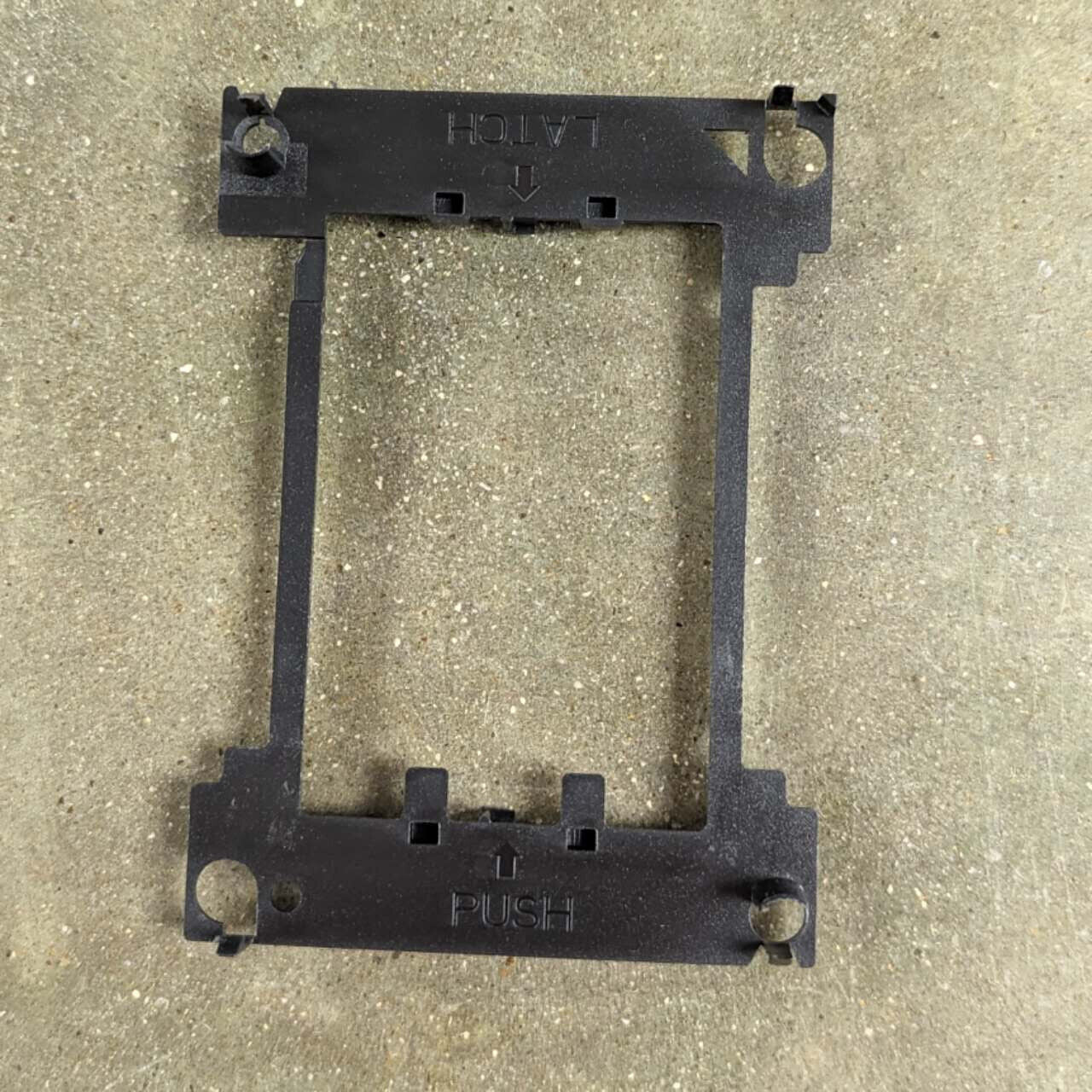 Dell OEM PowerEdge (R640/ R740) Server Heatsink CPU Holder Bracket BIA01 XPDVP