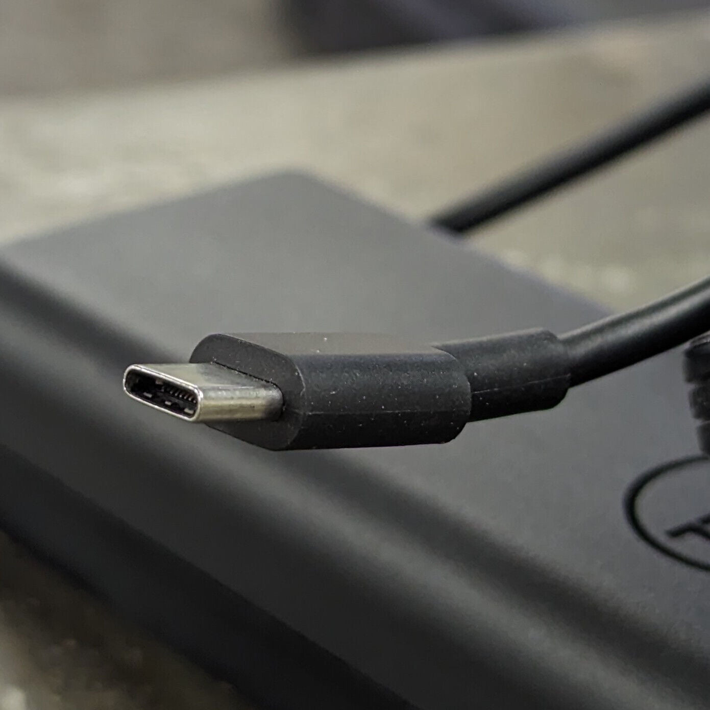 Genuine DELL 65W USB-C Type-C Laptop Charger Power Supply Adapter 02WDR5 20V