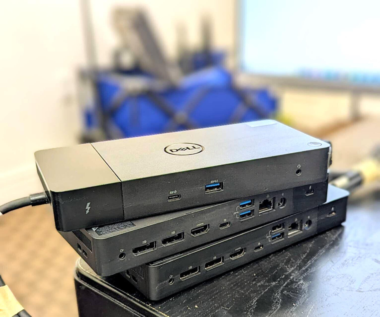 DELL WD19TB/WD19TBS USB-C Docking Station K20A K20A001 w/ 180W Power Adapter