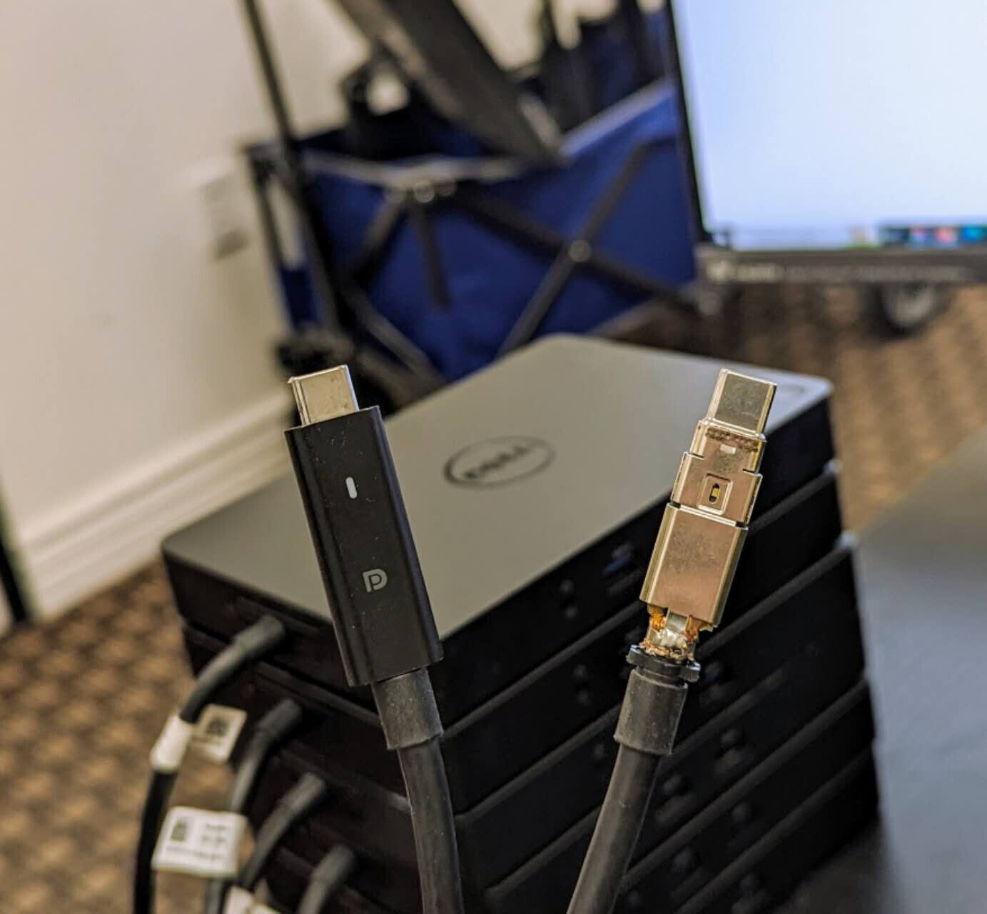 Lot of 6 Dell K17A WD15 USB-C USB 3.0 Laptop Docking Station No AC READ