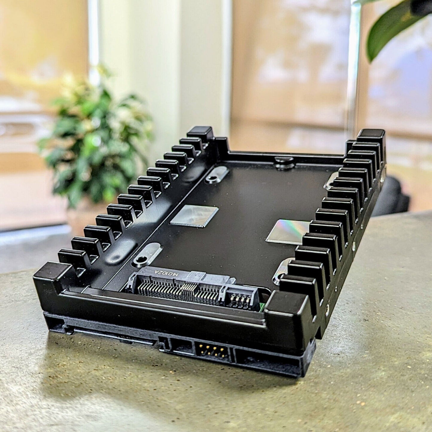 Western Digital SAS WD IcePack 2..5' to 3.5" HDD Caddy P/N: WDSL003B-02 w/screw