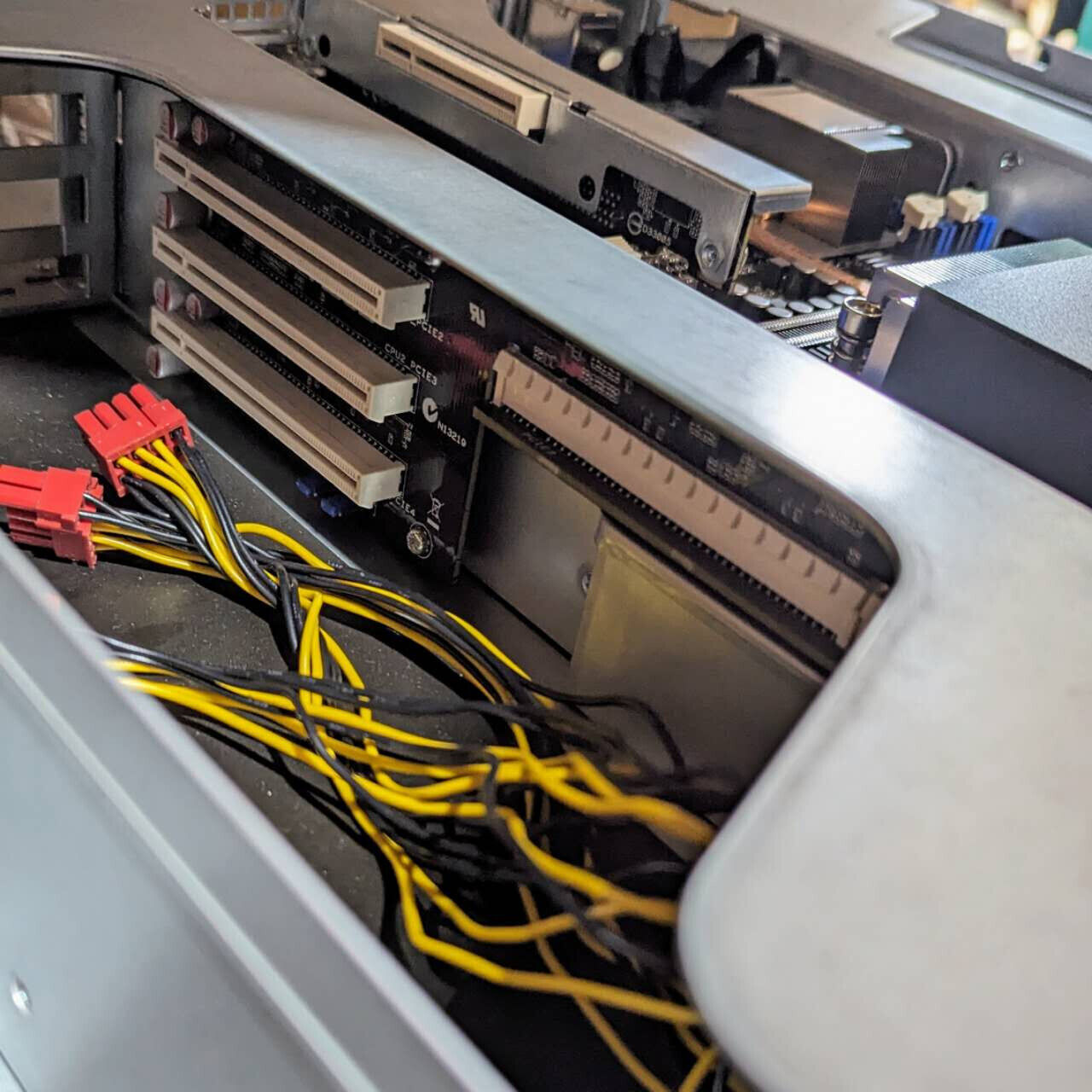 2U AI DEEP LEARNING CRYPTO MINING SERVER ESC4000 8x GPU Slot Double Wide PCI-E