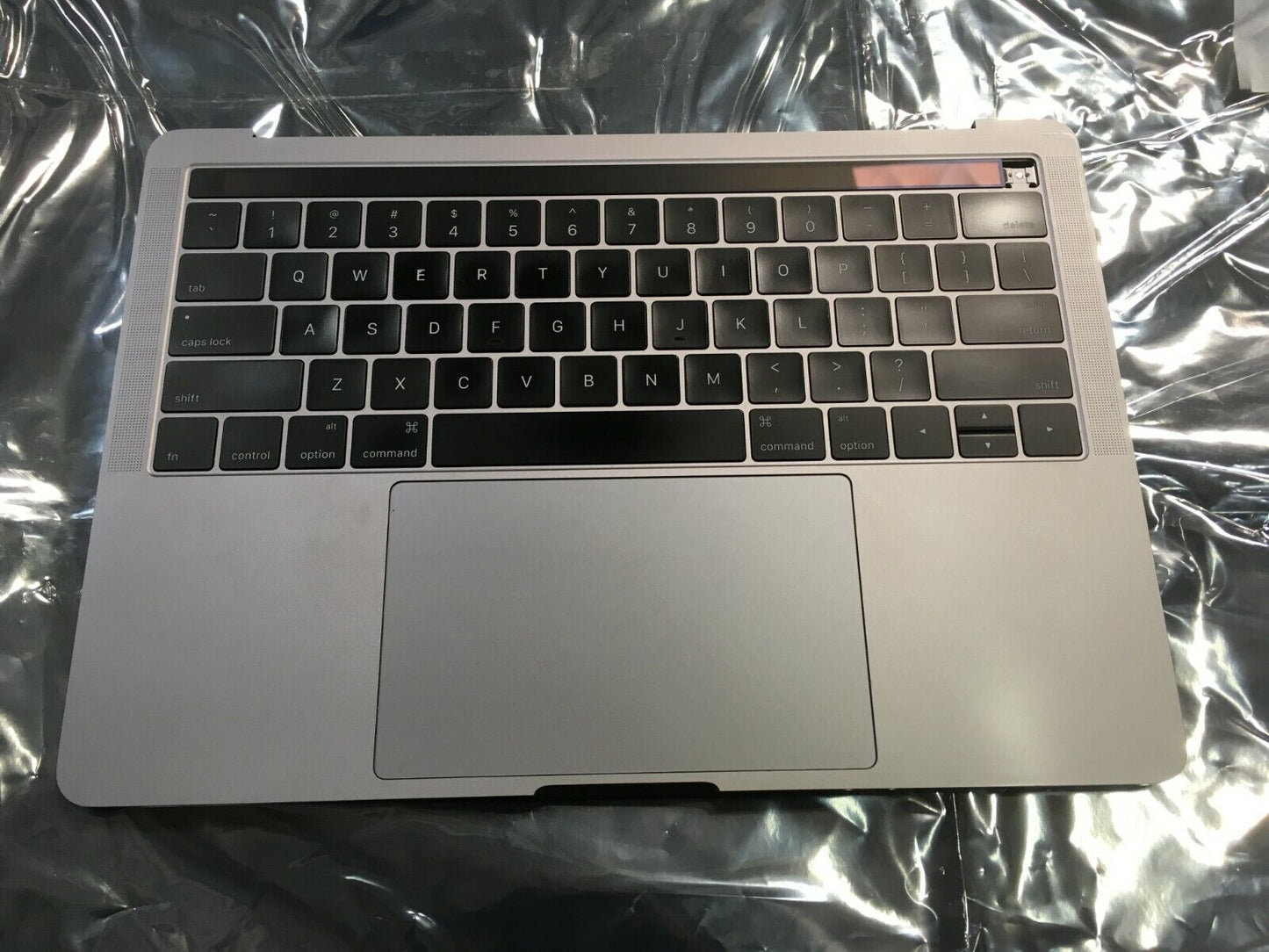 Apple MacBook Pro 13" 2016 2017 A1706 Palmrest Keyboard Battery Gray Genuine
