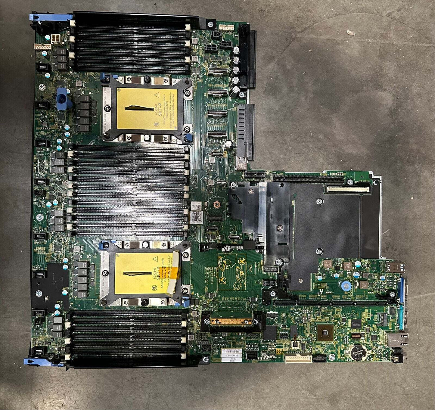 DELL EMC POWEREDGE R640 SERVER SYSTEM MAIN BOARD MOTHERBOARD AS IS CRT1G 08R9M