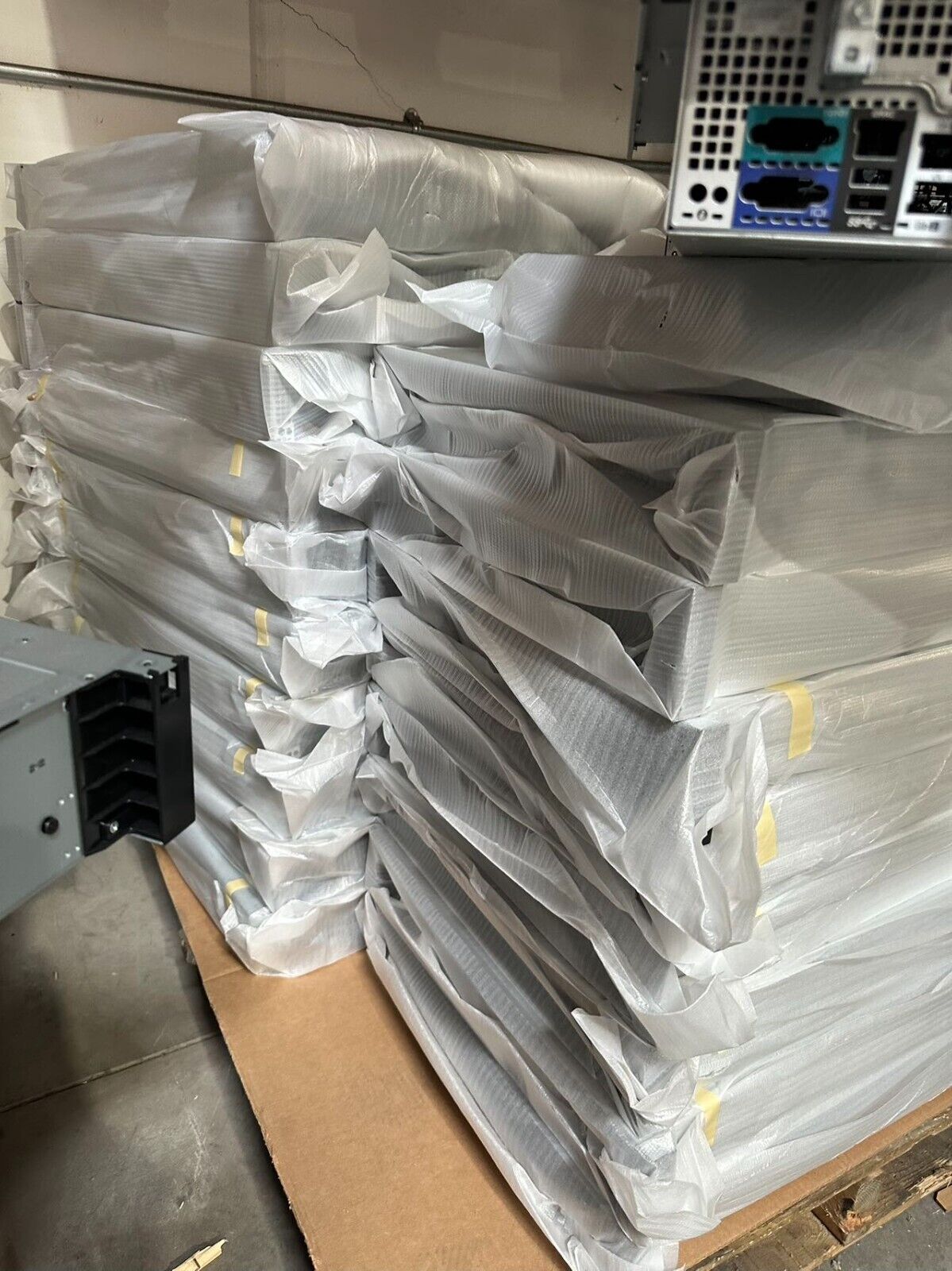 DELL EMC PowerEdge R540 8x 3.5" Bays Server Chassis Backplane 94P80 CP90M