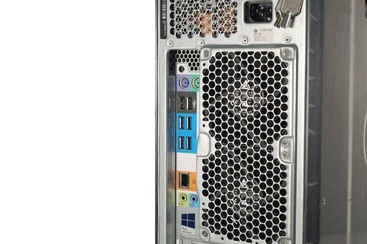 HP Z640 Workstation Xeon E5-2690 V4 14 CORES 128GB RAM HD7000 1TB SSD WIFI WIN10