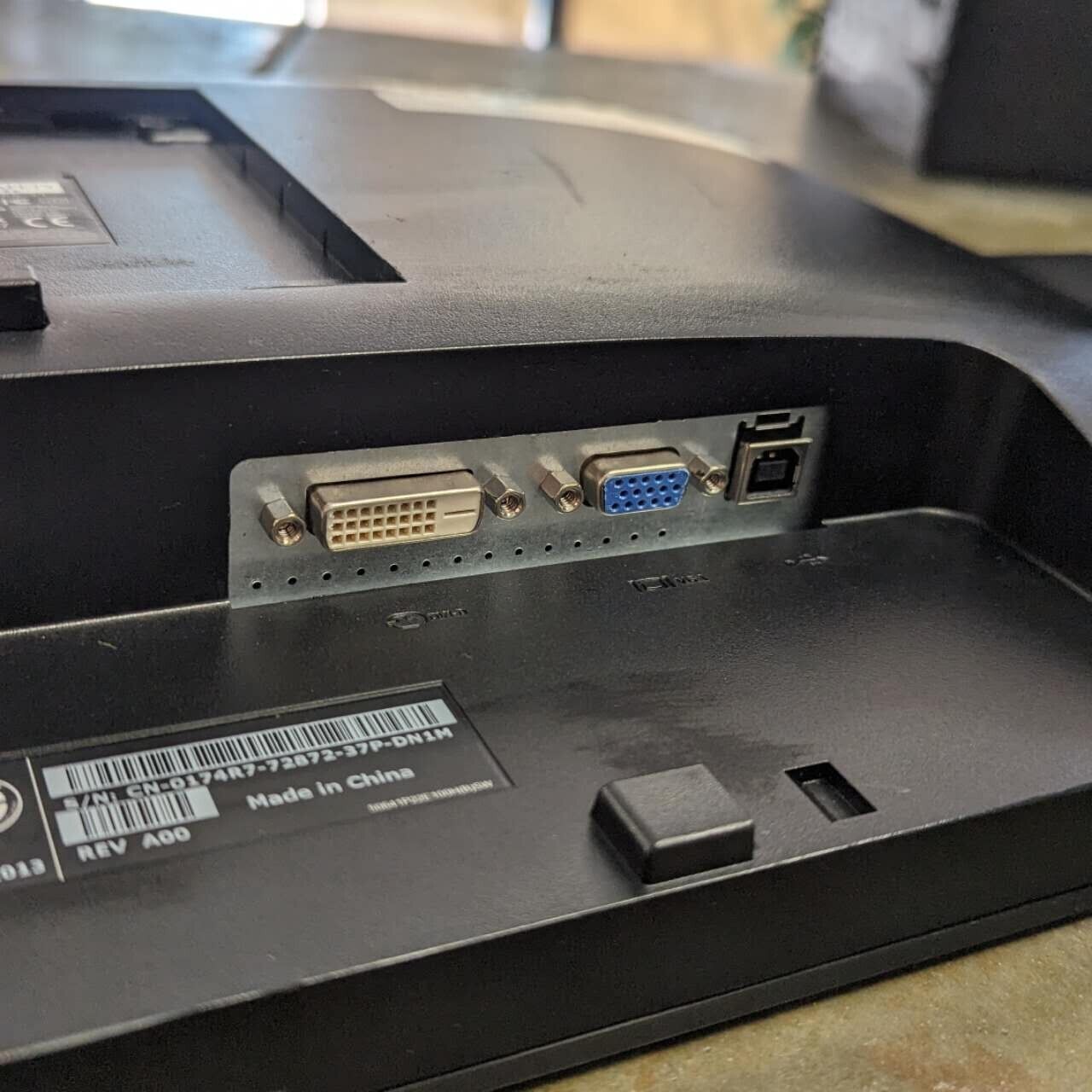 Dell P2212Hf 21.5" 1080p Full HD LED Backlit Monitor - Tested