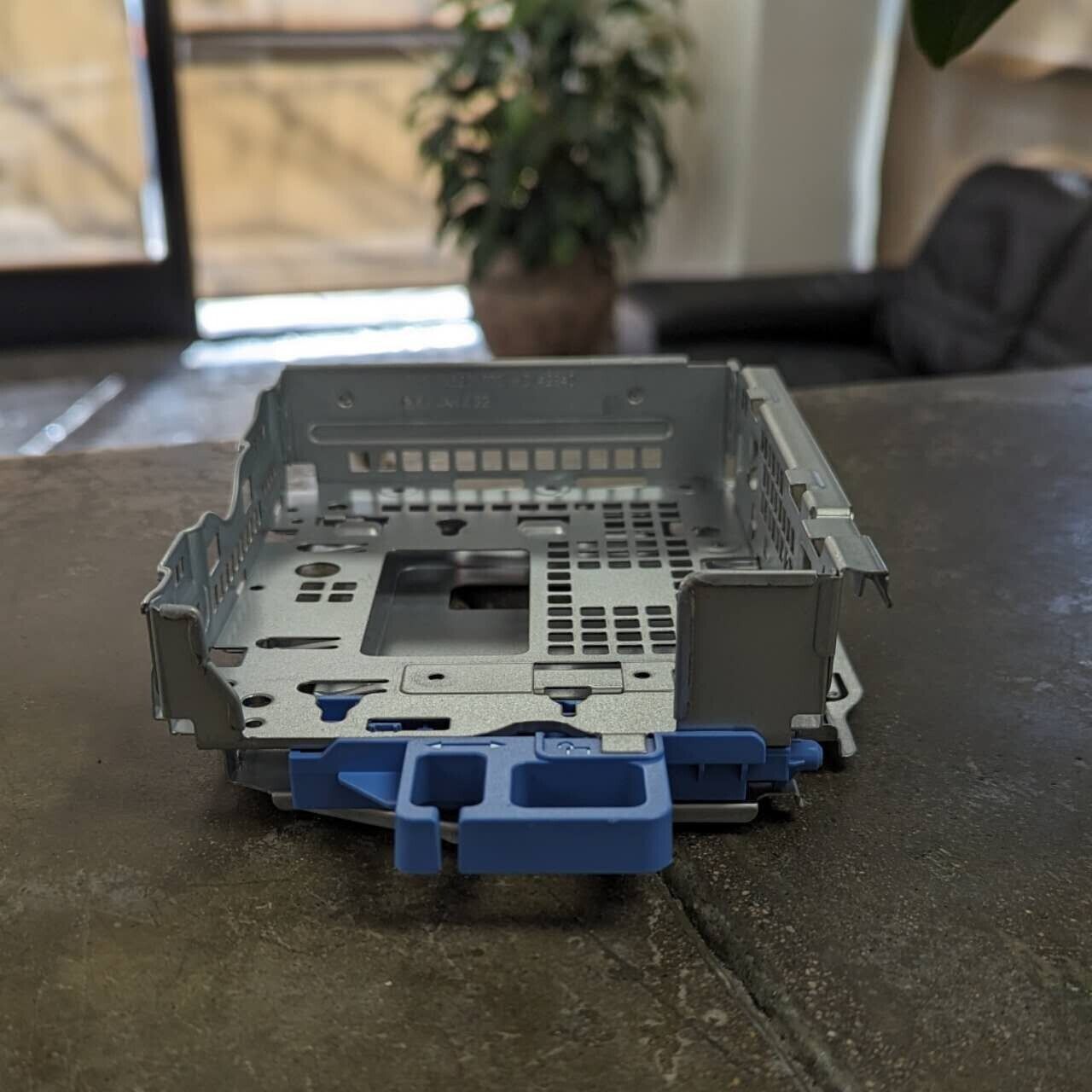 Dell 3080 5080 7080 3090 5090 7090 SFF 3.5 Hard Drive Bay Caddy P/n 1A52D1P00