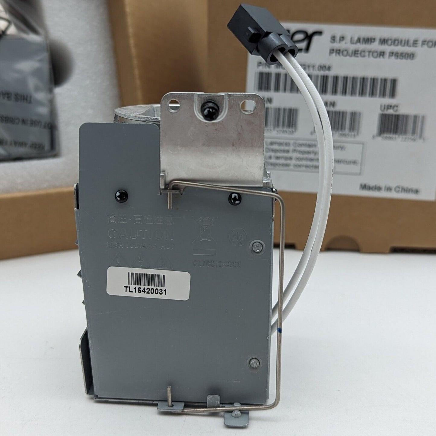 Original OEM Replacement Lamp & Housing Acer P6500 Projector MC.JMG11.004