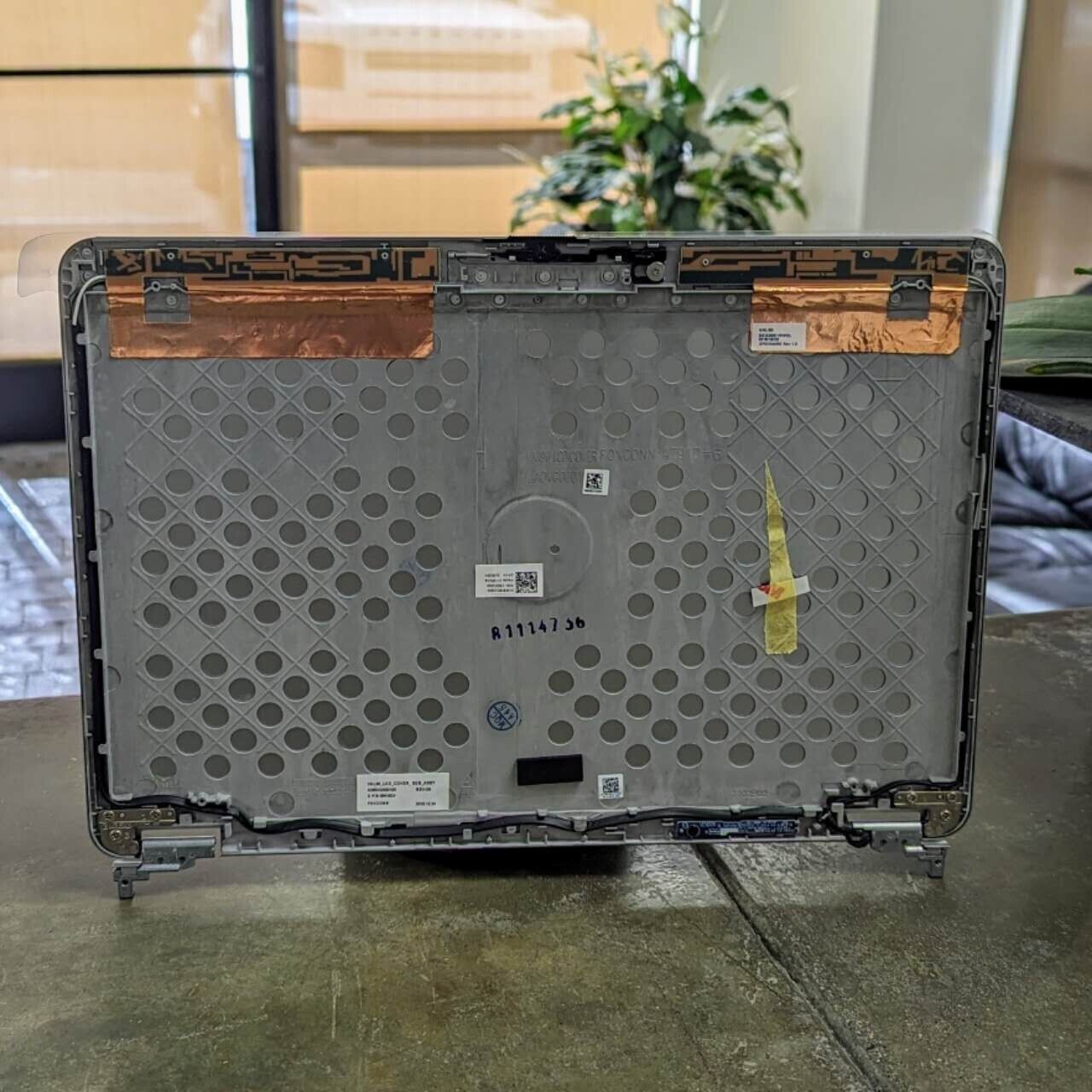 OEM Dell Latitude E6440 14" LCD Back Cover Lid With Hinges K8X8M 0K8X8M