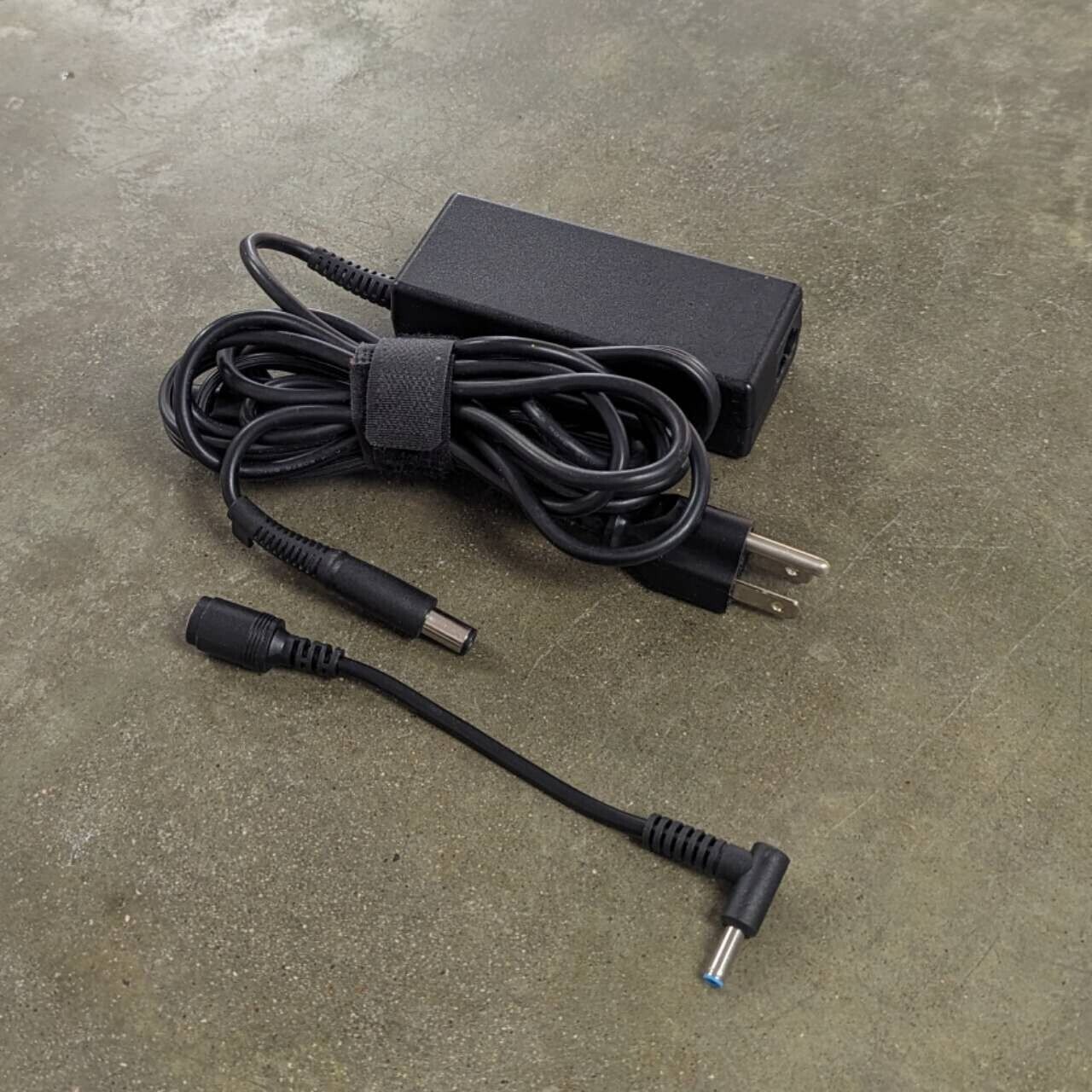 LOT 5 HP 65w 45w Charger Stream Elitebook Envy Pavilion Elitedesk 2000 Probook