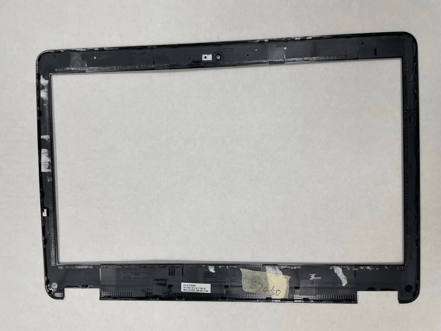 Dell Latitude E7450 LCD Front Bezel with WebCam Port AP147000400 XNM5T 0XNM5T