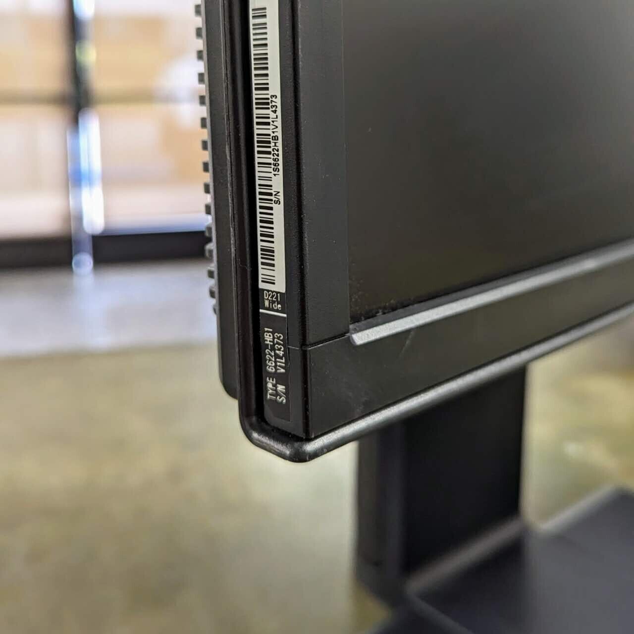 LENOVO D221 Wide TFT 22" Monitor 6622-HB1 with stand & Power Cord