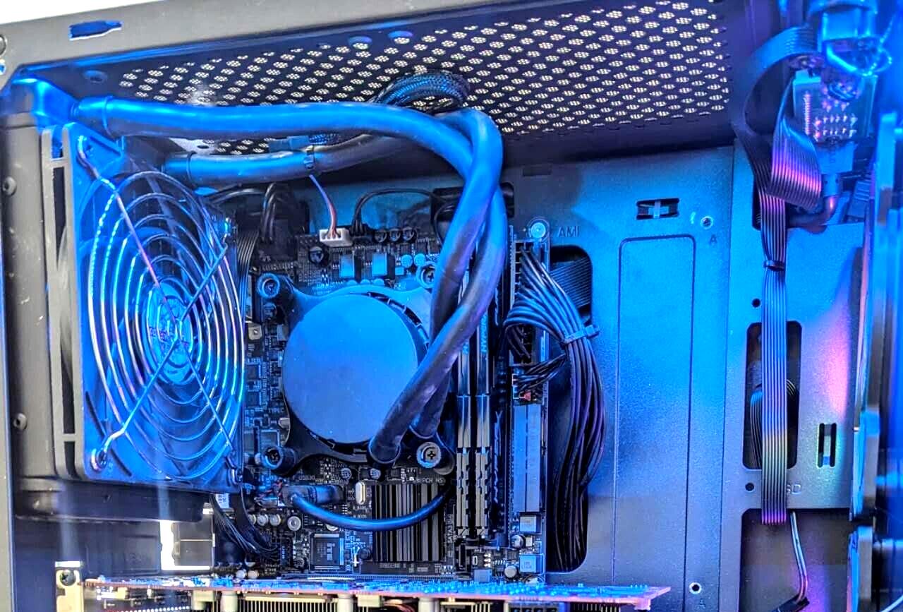 Custom Gaming Desktop PC i7-7700 32GB RAM 1TB M.2 SSD RTX 2070 8GB Windows 10