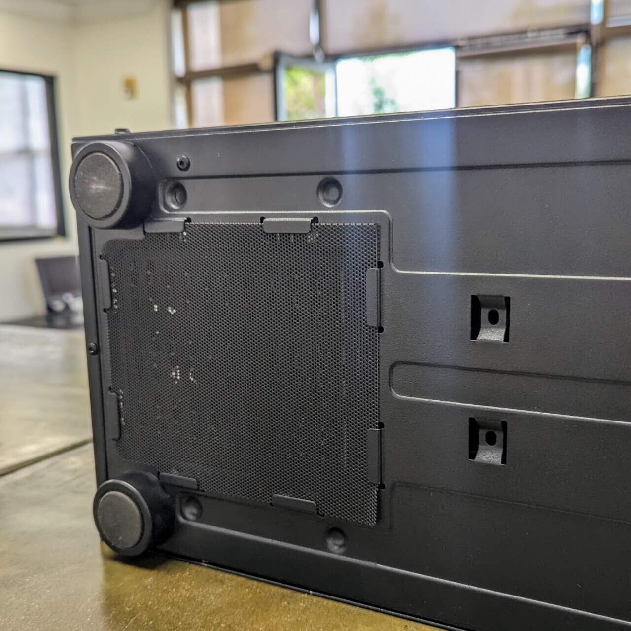 Custom Gaming Desktop PC i7-7700 32GB RAM 1TB M.2 SSD RTX 2070 8GB Windows 10