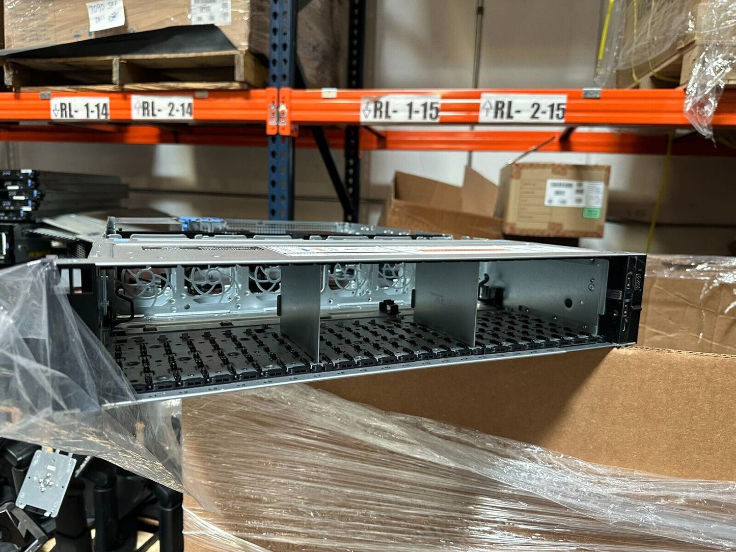 DELL EMC POWEREDGE R7415 SERVER 2.5" X 24 BAY Only Chassis