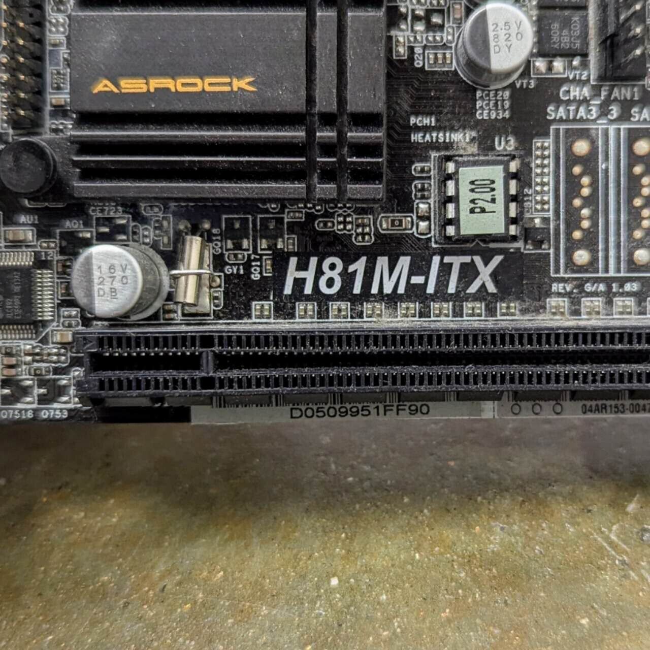 ASROCK Motherboard H81M-ITX USB 3.0 LGA 1150 I/O Shield included