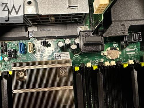 Dell PowerEdge R730XD 2.5x24Bay 2xE5-2680 V4 Intel X520 RAID H730 2x750W NO RAM