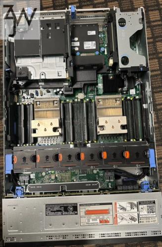 Dell PowerEdge R730XD 2.5x24Bay 2xE5-2680 V4 Intel X520 RAID H730 2x750W NO RAM