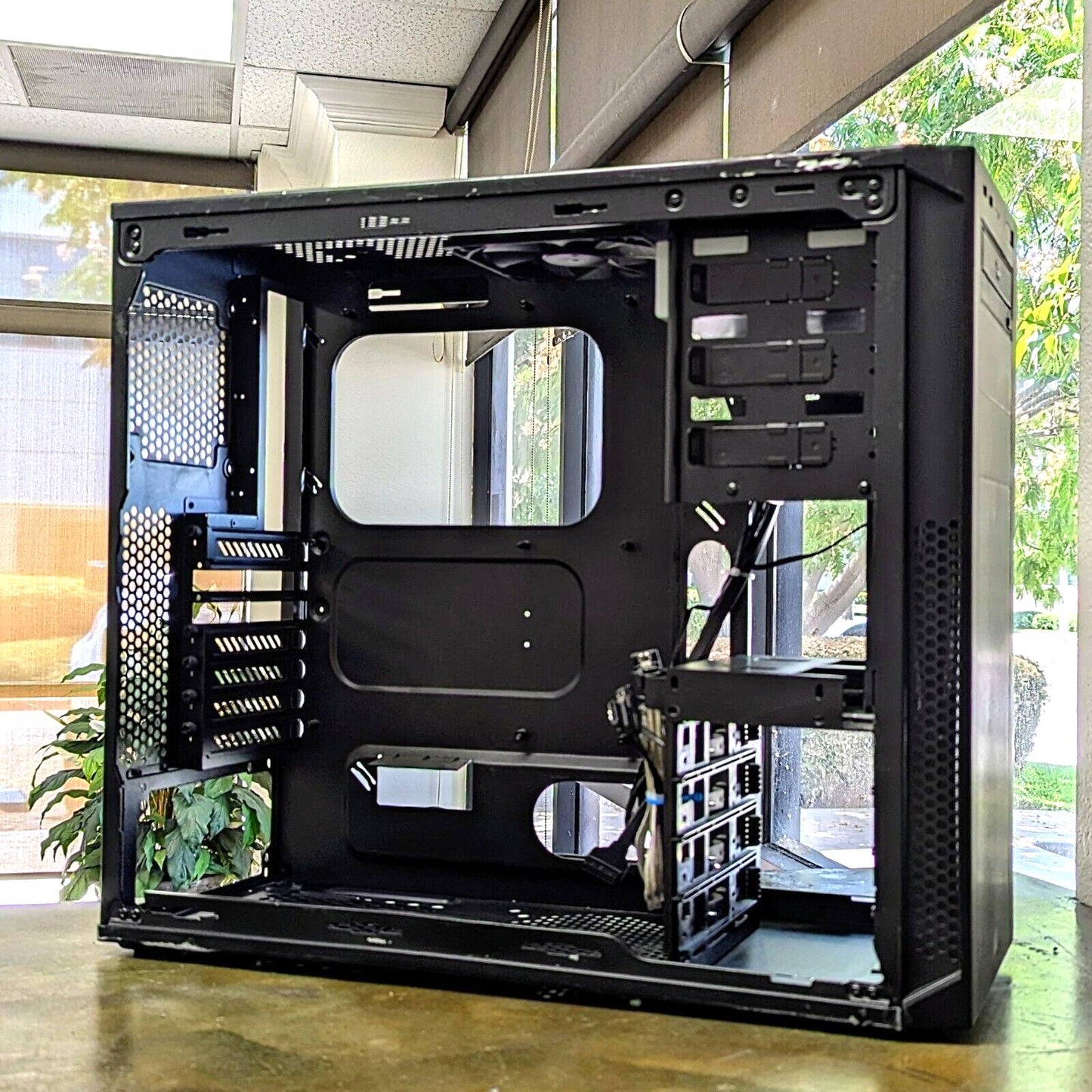 Corsair Carbide Series 200R Mid-Tower Case Black Compact ATX FREE SHIPPING