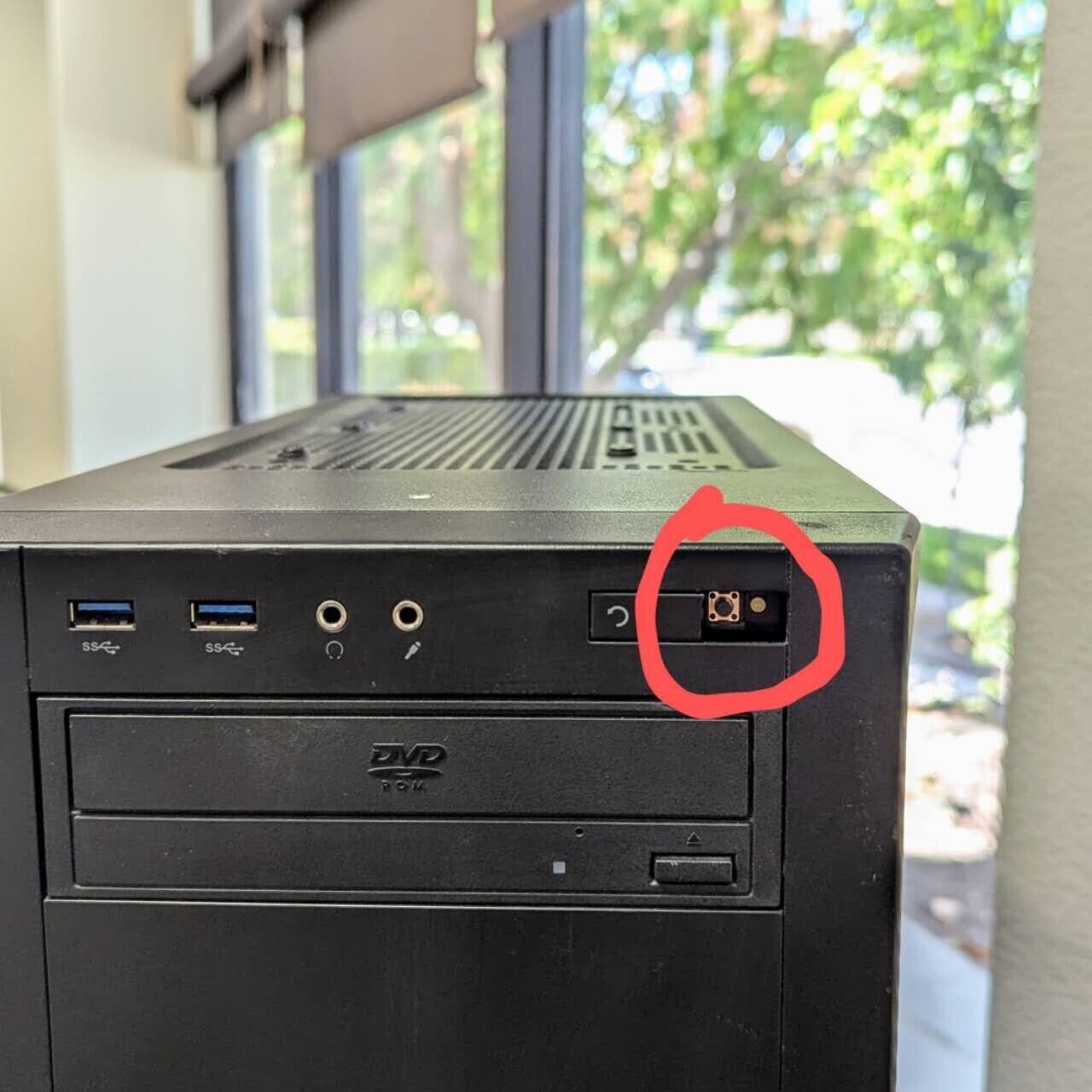 Corsair Carbide Series 200R Mid-Tower Case Black Compact ATX FREE SHIPPING