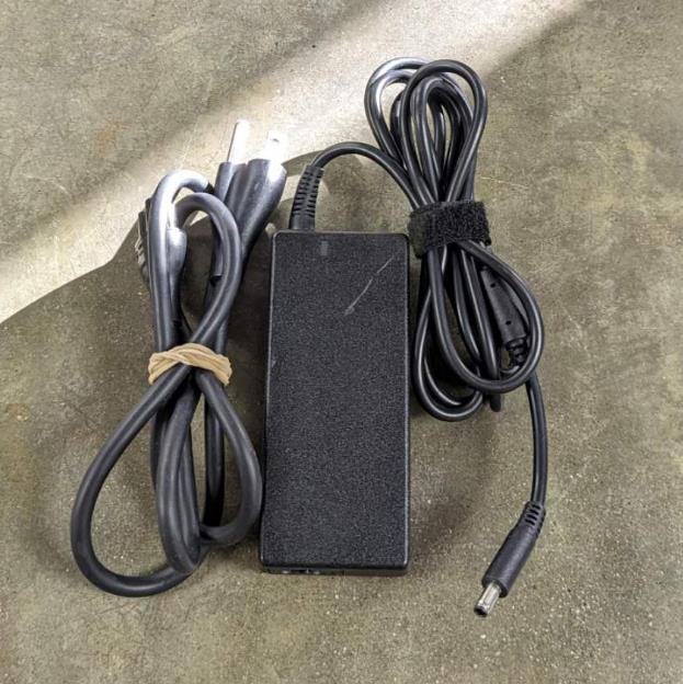 65W For Dell Inspiron AC Adapter LA65NS2-01 Small Tip Charger 4.5mm*3.0mm