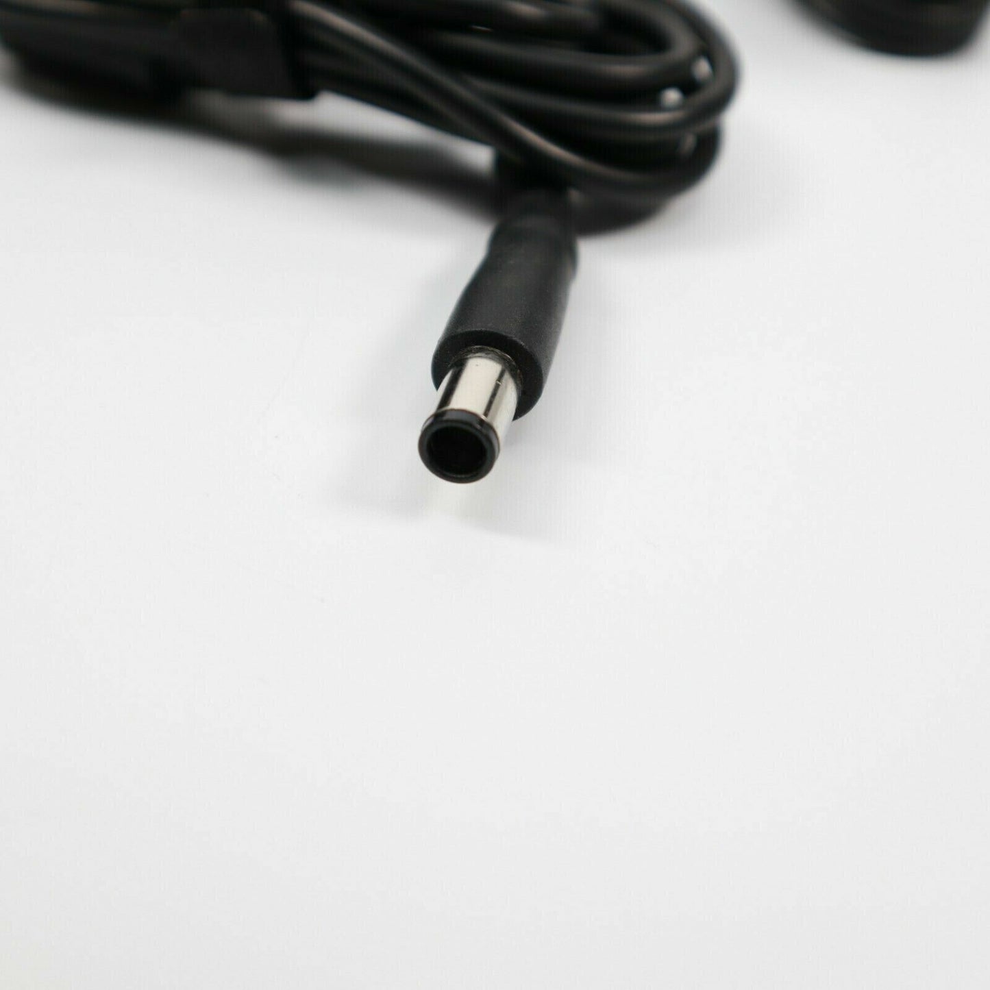 LOT OF 50 Dell Genuine HA65NS5-00 Adapter 09RN2C 65W 19.5V 3.34A Charger