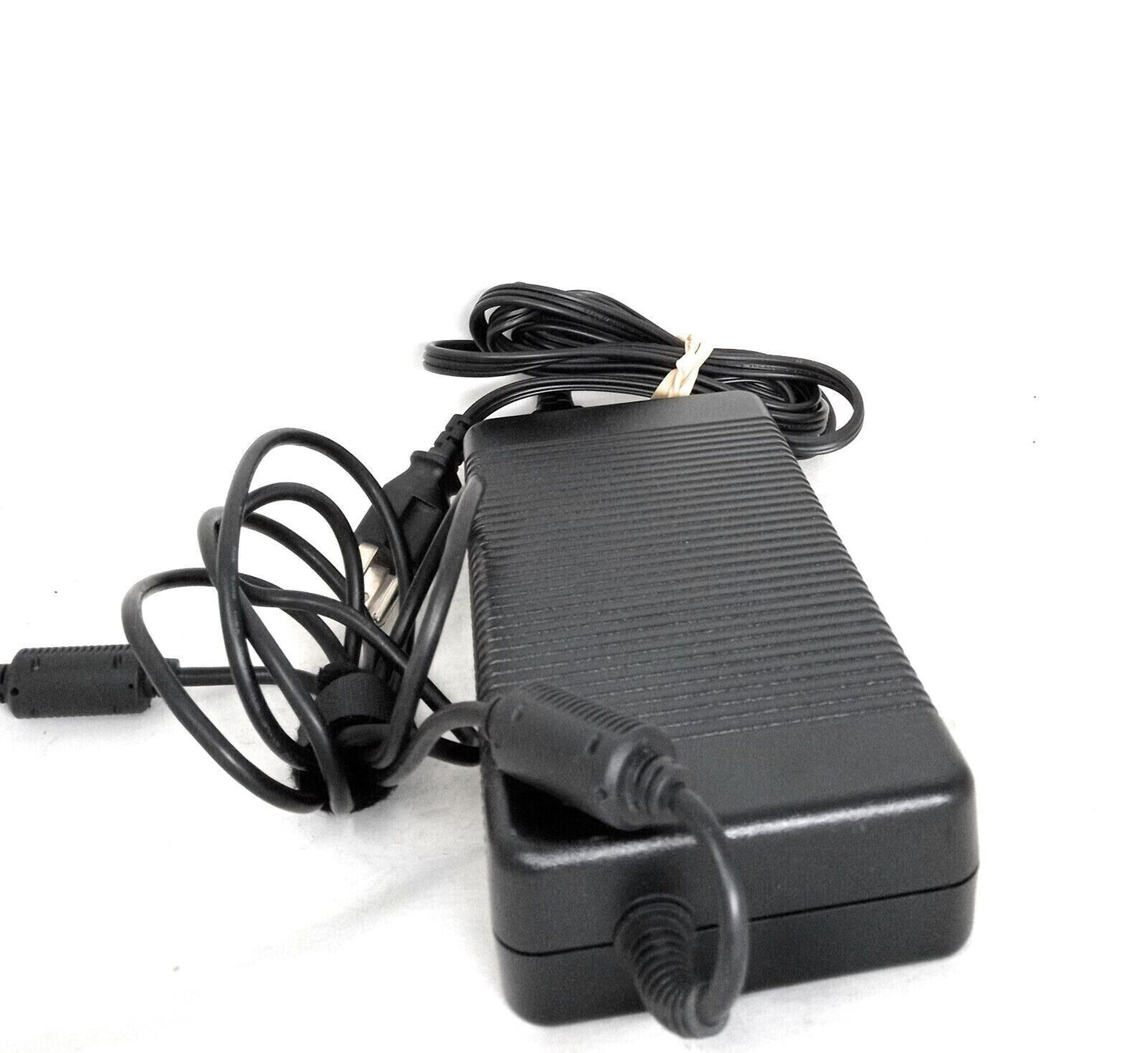 Genuine HP 19.5V 11.8A 230W Zbook EliteBook 8740W 8770W Power Supply Adapter