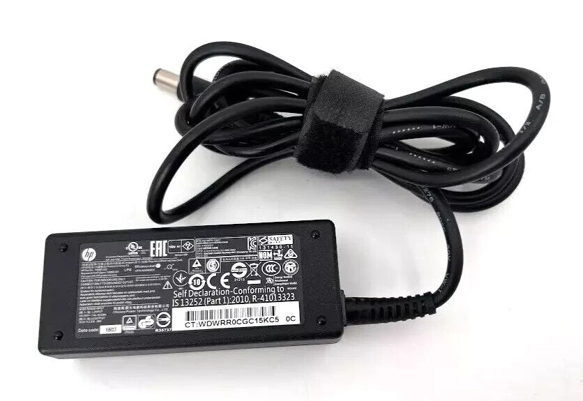OEM HP 45W 19.5V 2.31A Adapter 7.4mm Large Tip, 744481-003 Power Supply