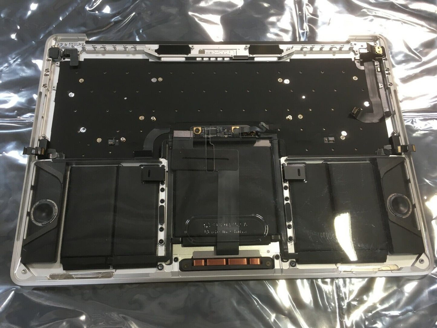 Lot of 5 MacBook Pro A1706 15" 2016 2017 Top Battery Keyboard Trackpad & Bar