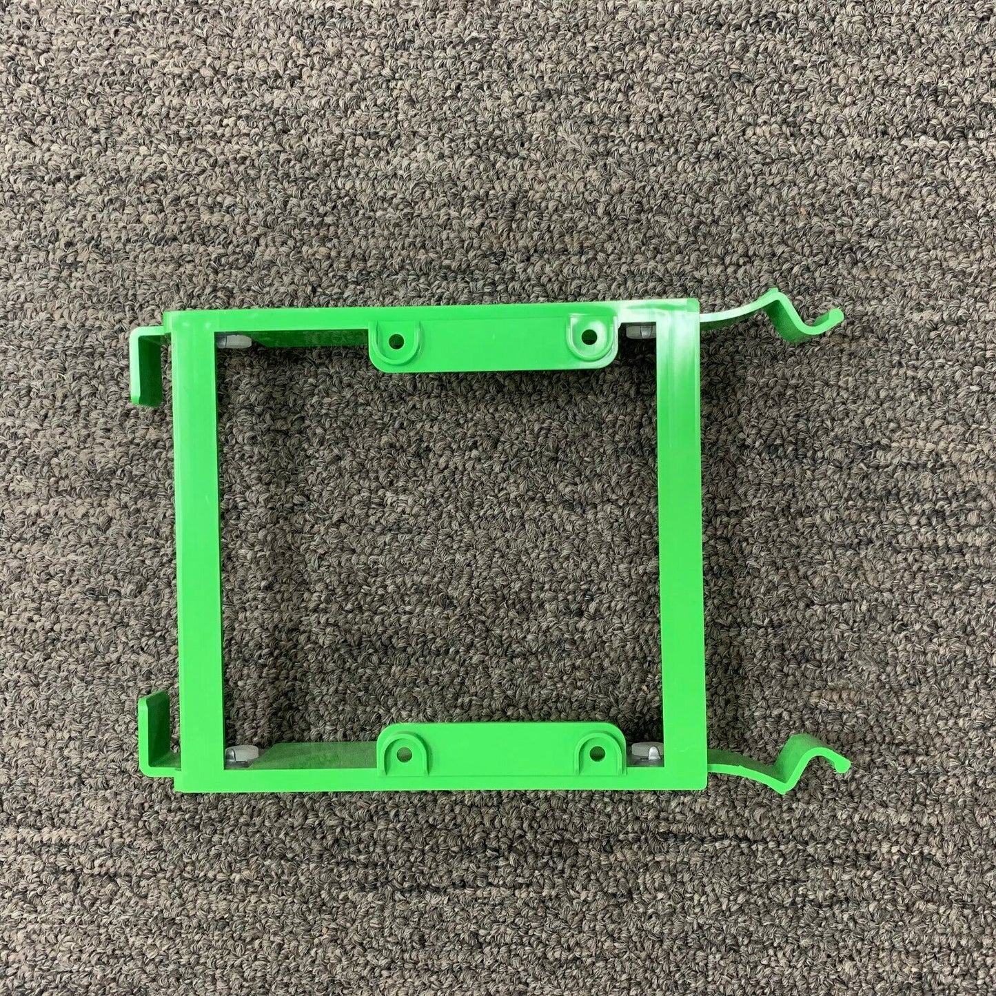 ACER Veriton IB210UW00-600-G X480G M275 Hard Disk Drive Caddy Mount IB415D200