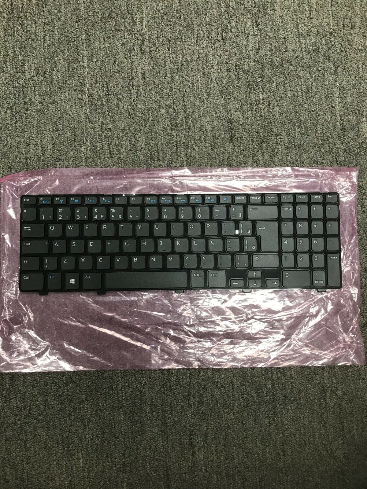 NEW Dell Inspiron 3521 5521 15R 5537 Latitude  Laptop Keyboard J84TH Brazilian