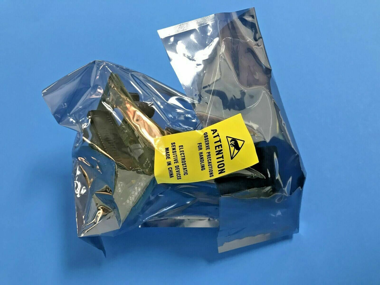 DELL EMC POWEREDGE T330 THERMAL POWER DISTRIBUTION BOARD PDB CWPDD