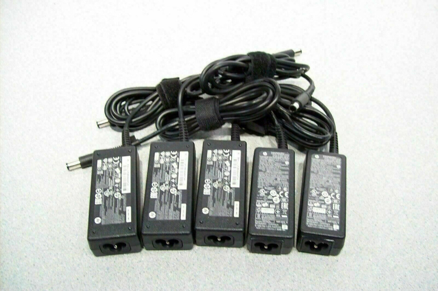 Lot of 10 OEM Genuine HP Chromebook Charger 45W 19.5V 2.31A 744481-003 744893